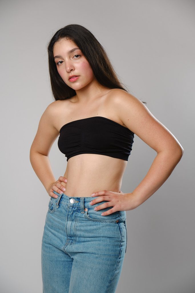 RRSS-Laura-Book-Estudio-00448-276-03